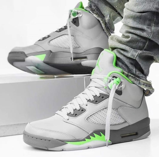 AIR JORDAN 5 RETRO GREEN BEAN