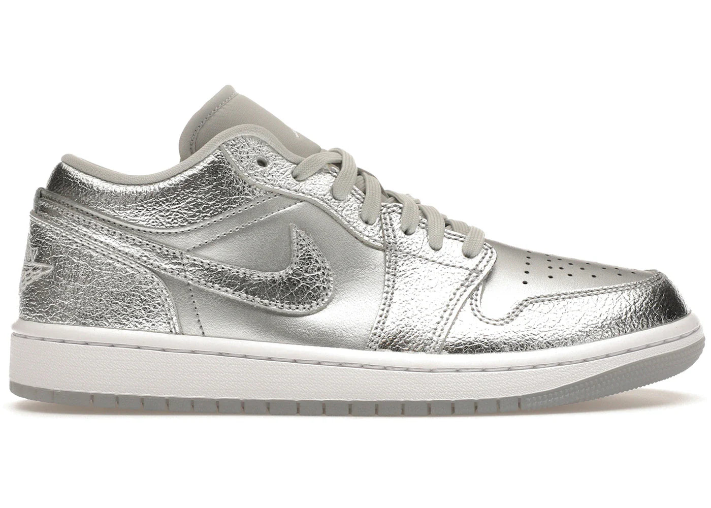 JORDAN 1 LOW SE METALLIC SILVER