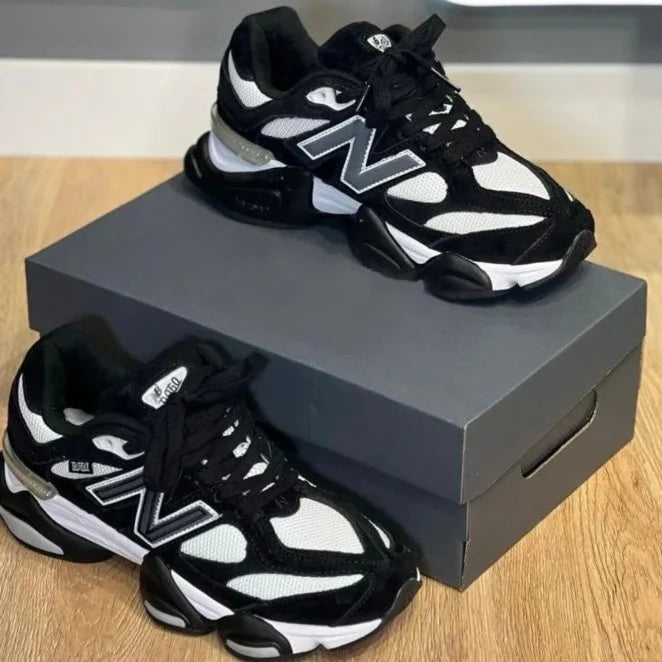 New balance 9060 BLACK AND WHITE