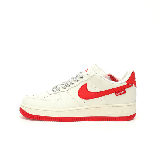 Nike Air Force 1 07 Low"Supreme